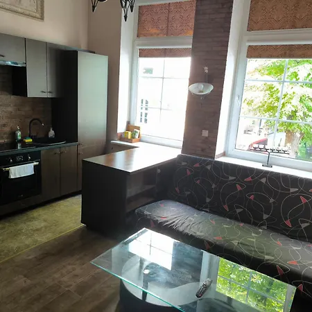 Old Wine House Butas *